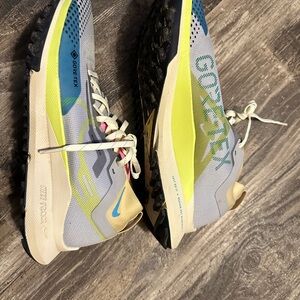 Nike Gore-Tex Multicolor Trail Shoes